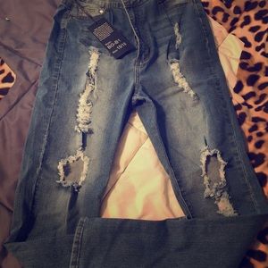BRAND NEW FASHION NOVA DISTRESSED HIGH WAIST JEANS
